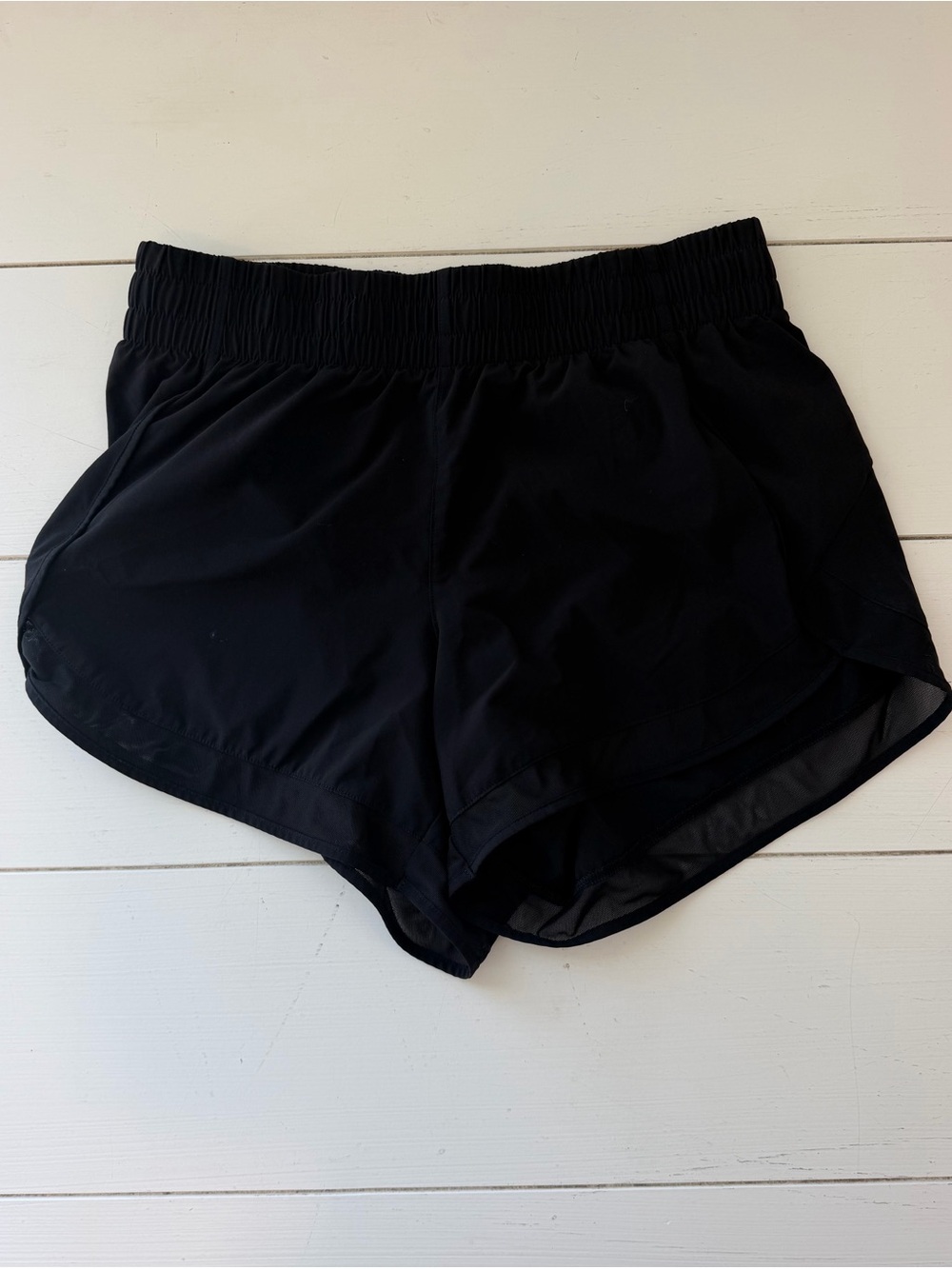 Athleta Mesh Racer Run Shorts